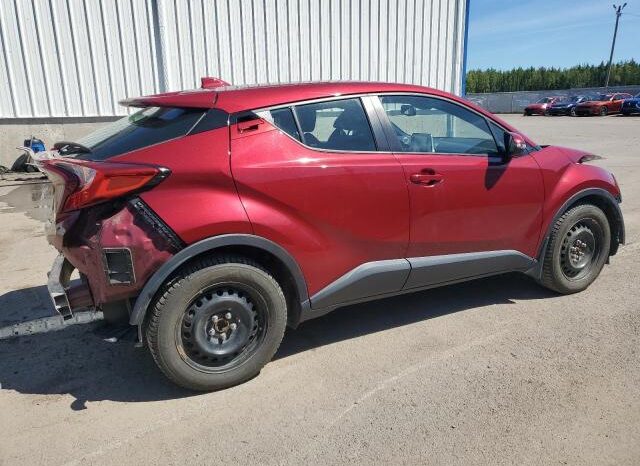 
								2019 Toyota C-hr xle full									
