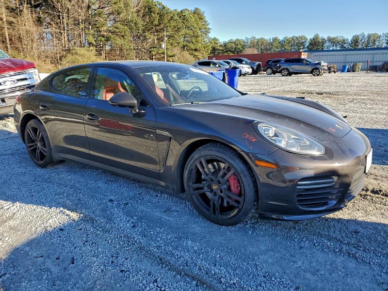 2014 Porsche Panamera