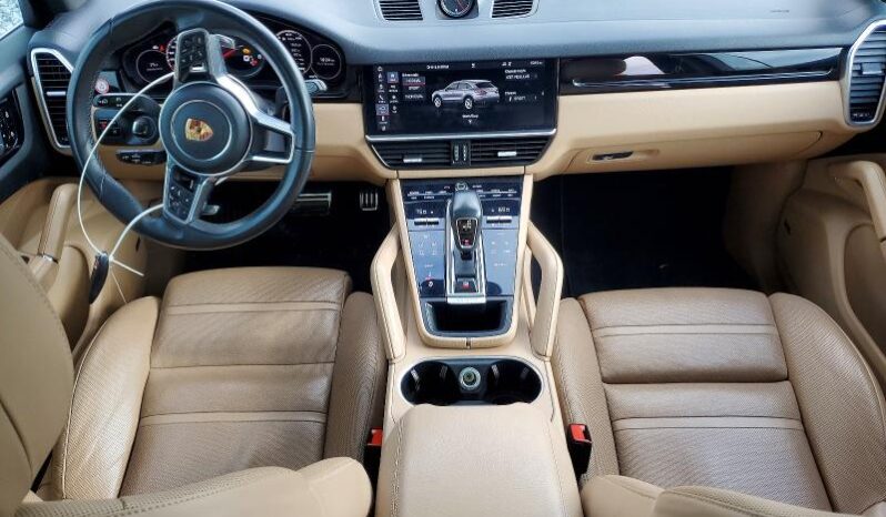 
								2019 Porsche Cayenne full									