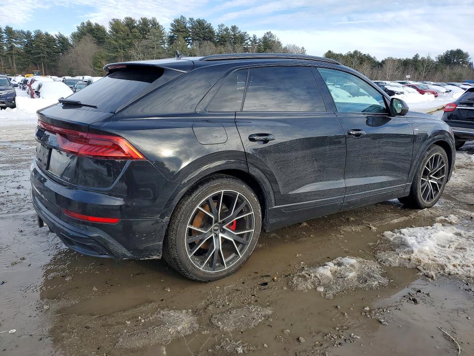 2023 Audi Q8