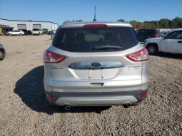 
										2015 Ford Escape tit full									
