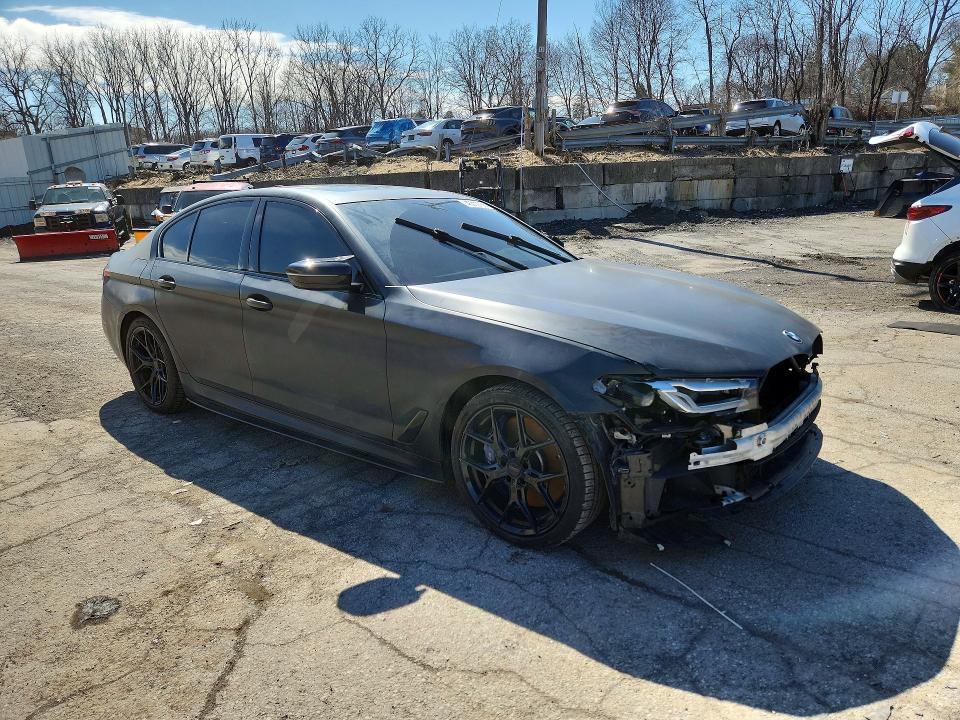 2021 BMW M5
