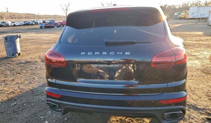 
								2016 Porsche Cayenne full									