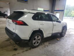 
										2022 Toyota Rav4 full									