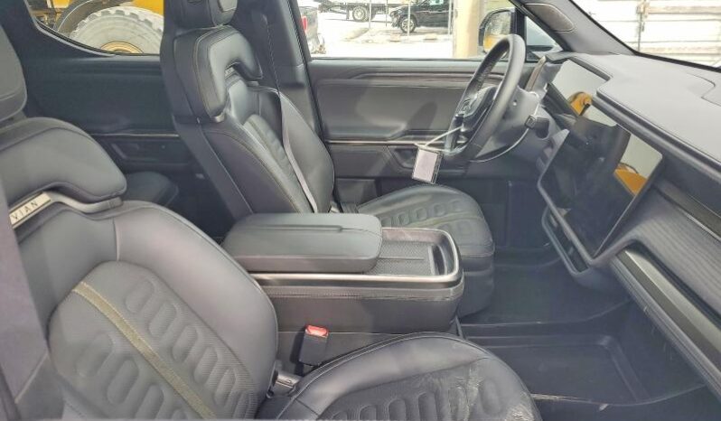 
								2025 Rivian R1t full									