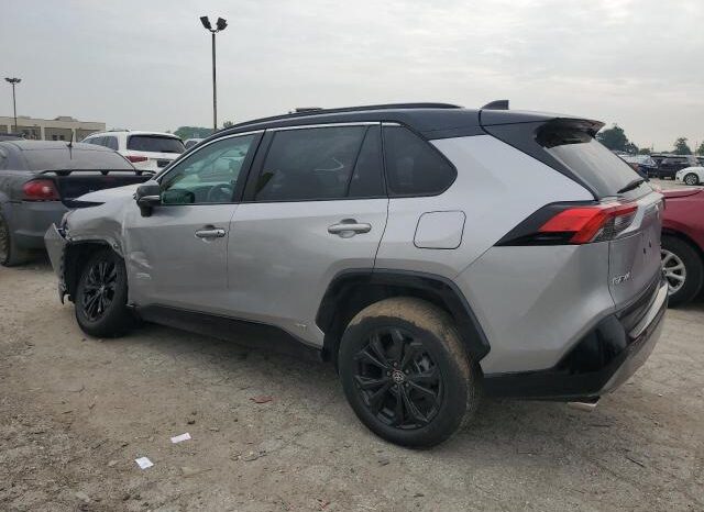 
								2022 Toyota Rav4 full									