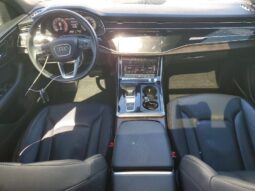 
										2019 Audi Q8 full									