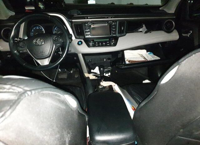 
								2018 Toyota Rav4 full									