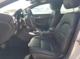 
										2019 Mercedes-benz Gla-class full									