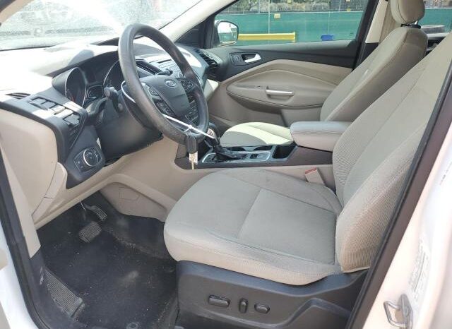 
								2018 Ford Escape se full									