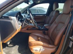 
										2018 Porsche Cayenne full									