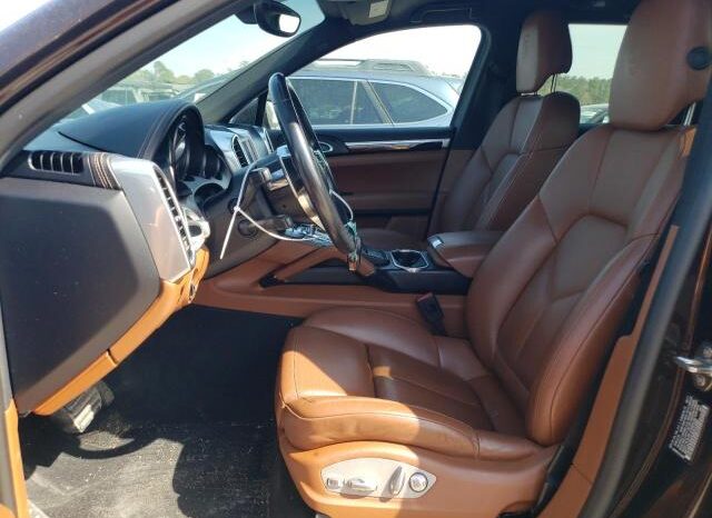 
								2018 Porsche Cayenne full									