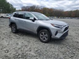 
										2022 Toyota Rav4 full									