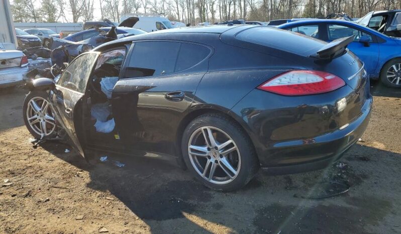 
								2011 Porsche Panamera full									