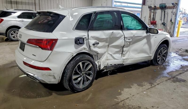 
								2022 Audi Q5 full									