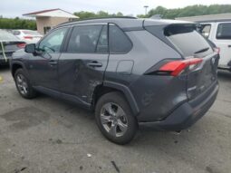 
										2022 Toyota Rav4 full									