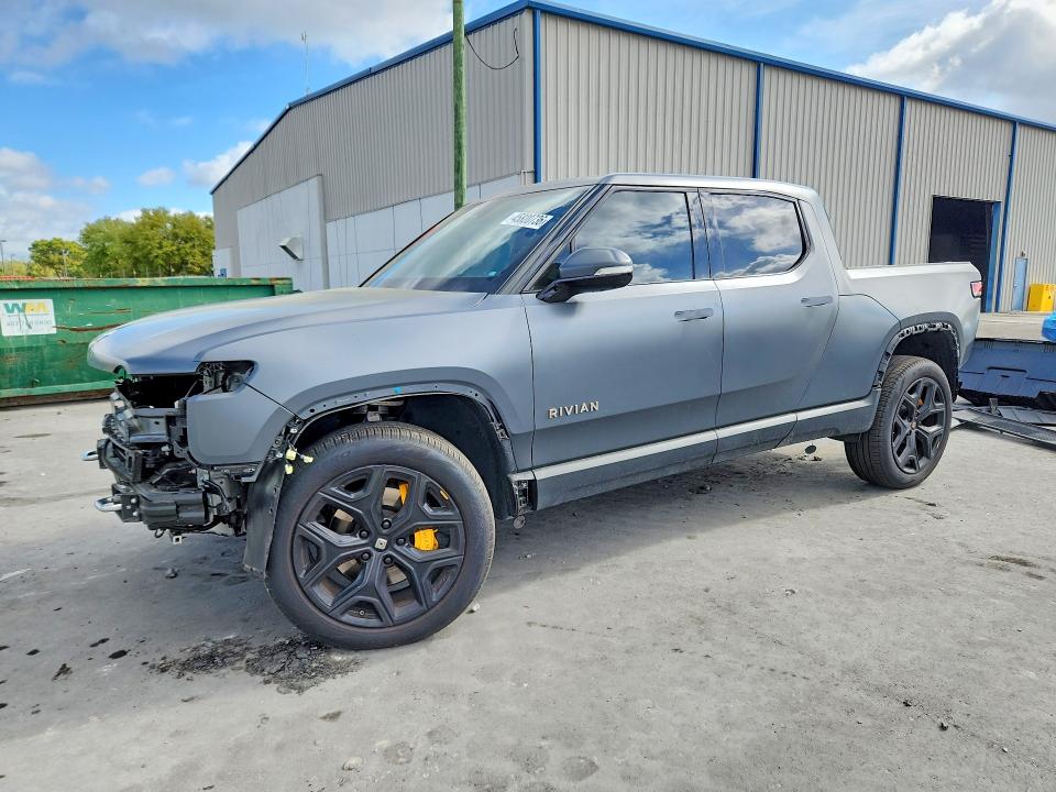 2023 Rivian R1t