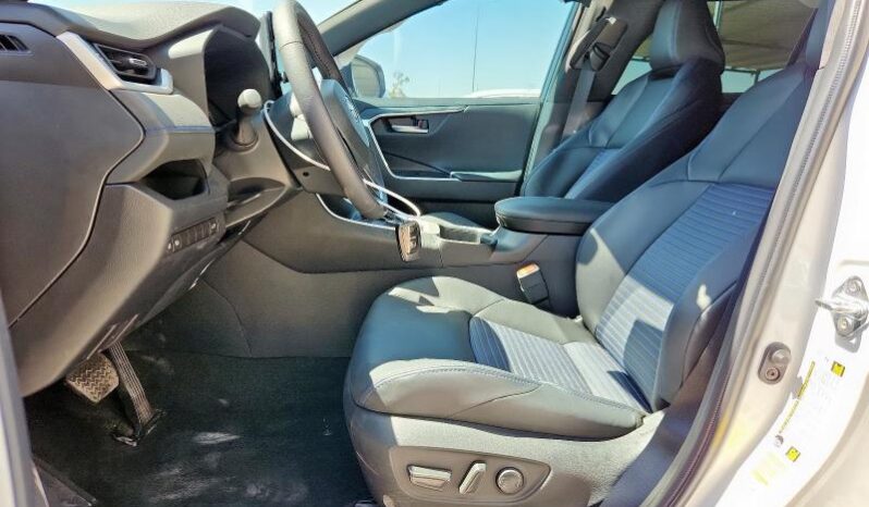 
								2024 Toyota Rav4 full									