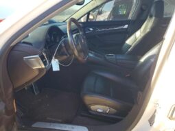 
										2010 Porsche Panamera full									