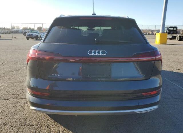
								2019 Audi E-tron full									
