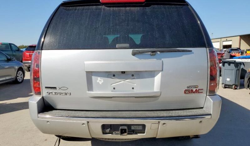 
								2012 Gmc Yukon full									