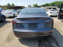 
										2021 Tesla Model 3 full									