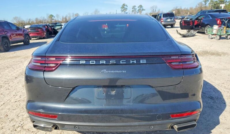 
								2018 Porsche Panamera full									