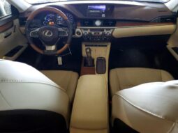 
										2018 Lexus Es 300 full									