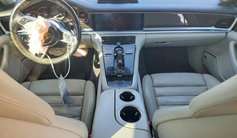 
								2018 Porsche Panamera full									
