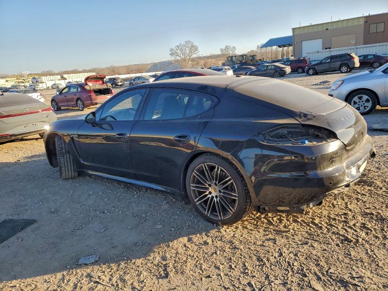 2016 Porsche Panamera