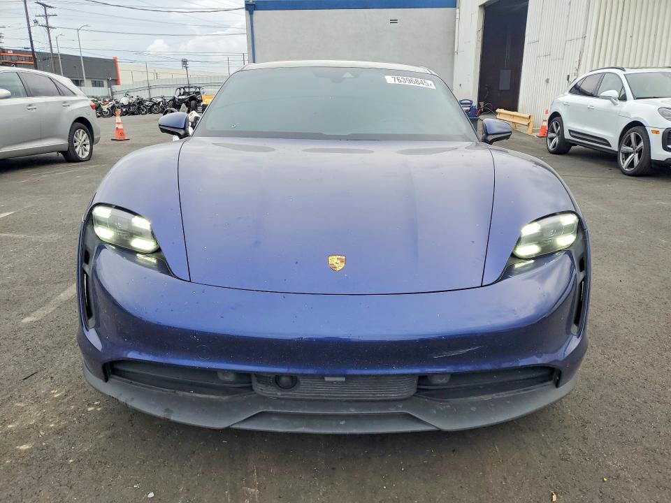 2023 Porsche Taycan