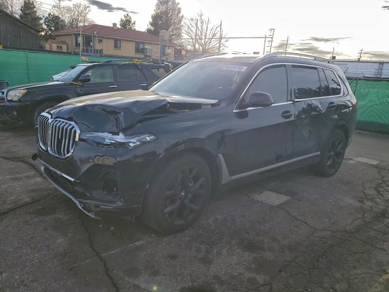 2022 BMW X7