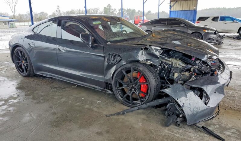 
								2024 Porsche Taycan full									