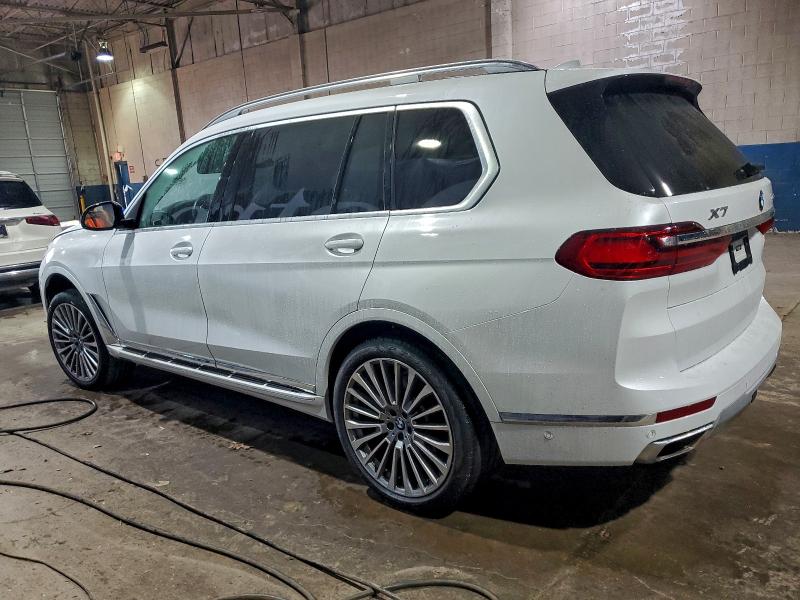 2022 BMW X7