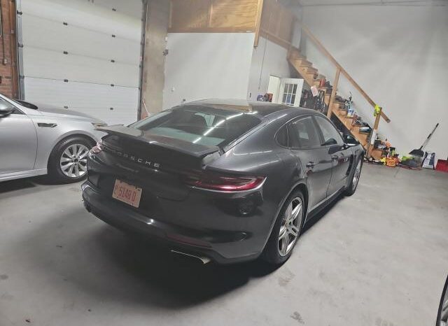 
								2018 Porsche Panamera full									