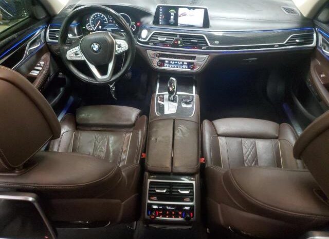 
								2018 BMW 7 series full									