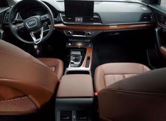 
								2023 Audi Q5 full									