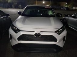 
										2022 Toyota Rav4 full									