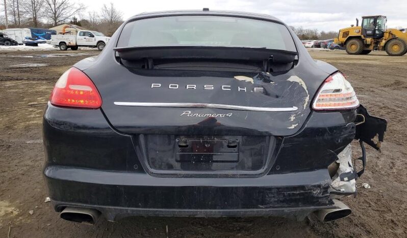 
								2013 Porsche Panamera full									