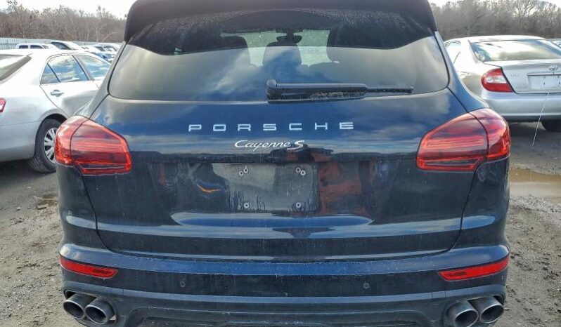 
								2015 Porsche Cayenne full									