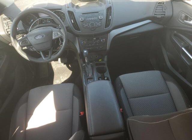 
								2017 Ford Escape se full									