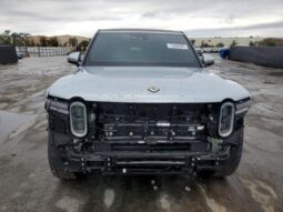 
										2025 Rivian R1s full									