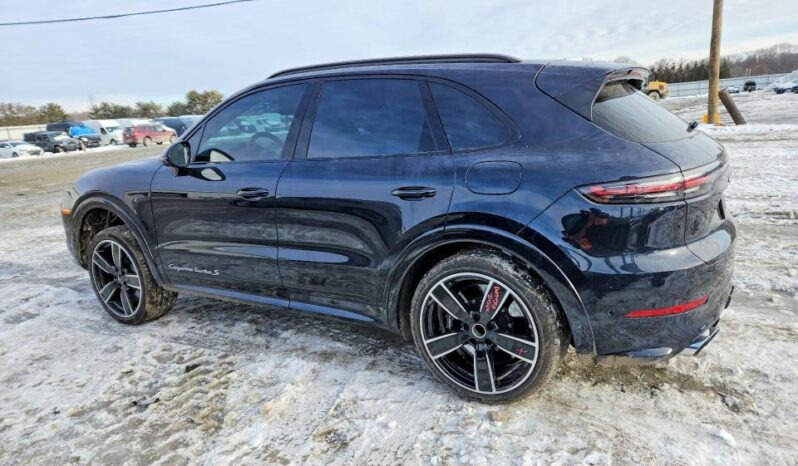 
								2022 Porsche Cayenne full									