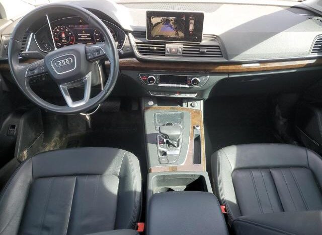 
								2020 Audi Q5 full									