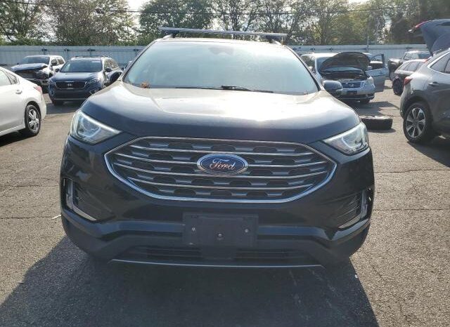
								2020 Ford Edge sel full									