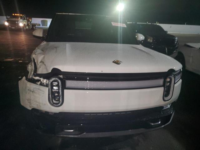 2024 Rivian R1s