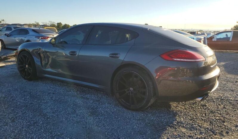 
								2016 Porsche Panamera full									