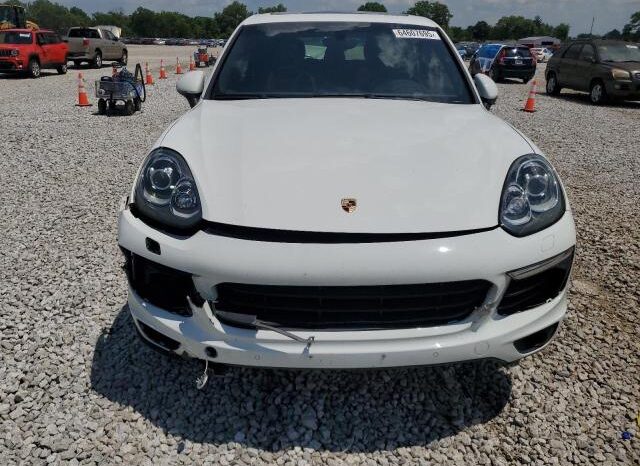 
								2017 Porsche Cayenne full									