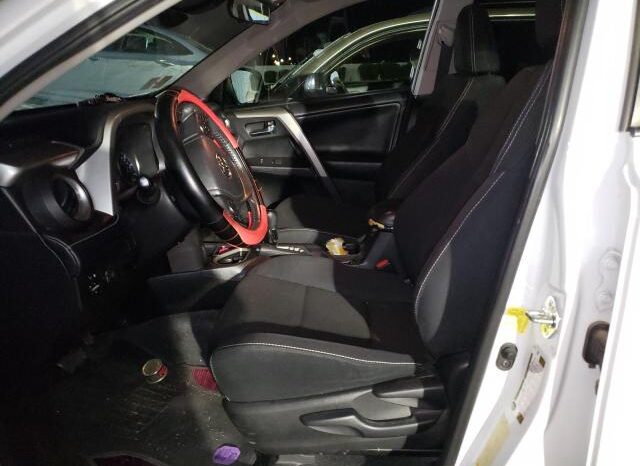 
								2018 Toyota Rav4 full									