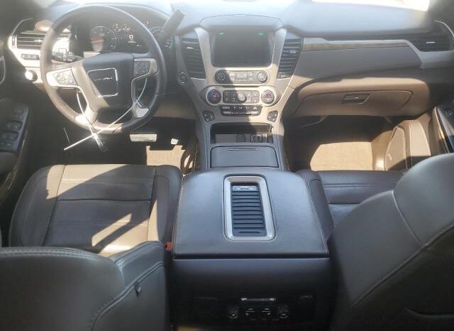 
								2017 Gmc Yukon full									